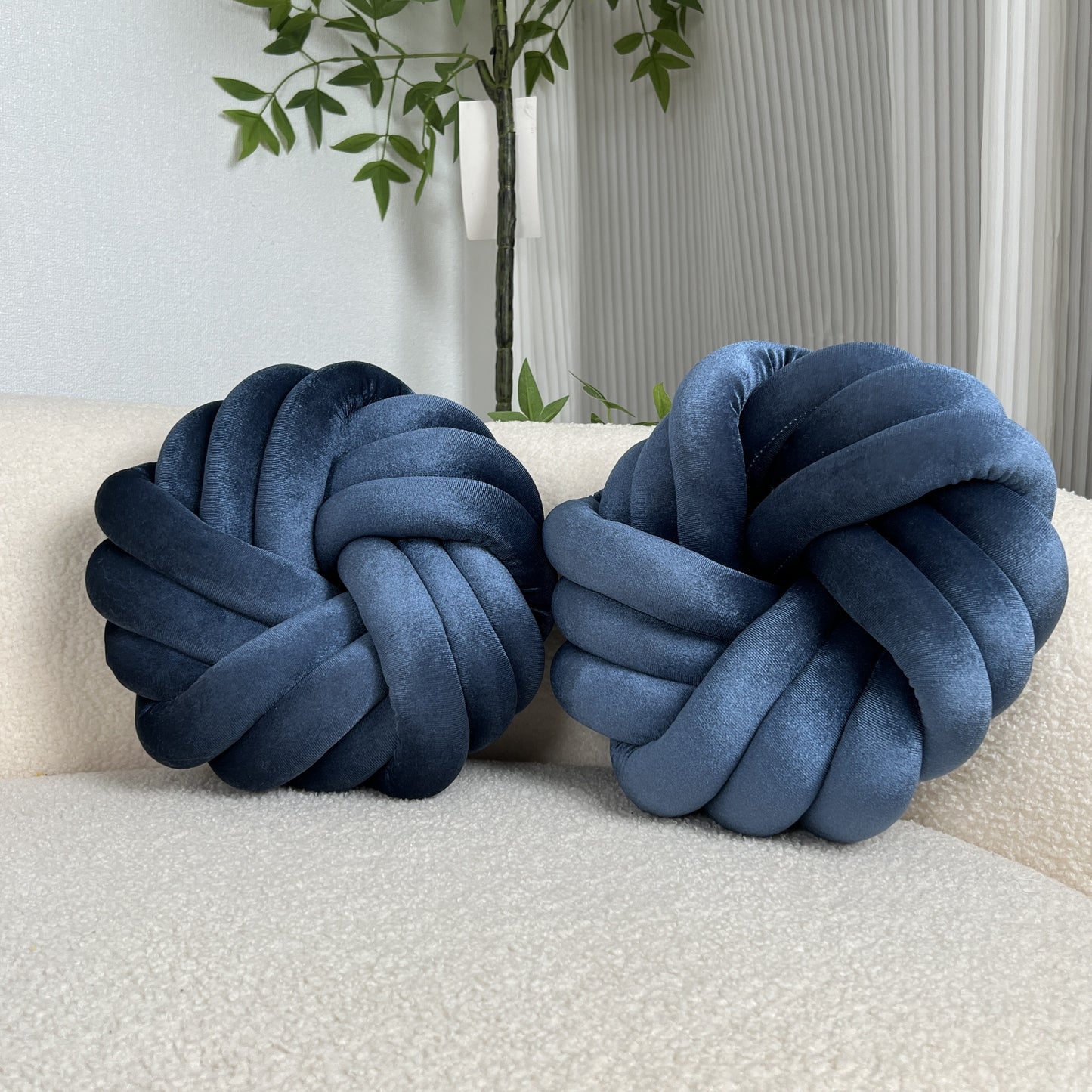 Nutshell Two Piece Set Round Velvet Knot Cushion