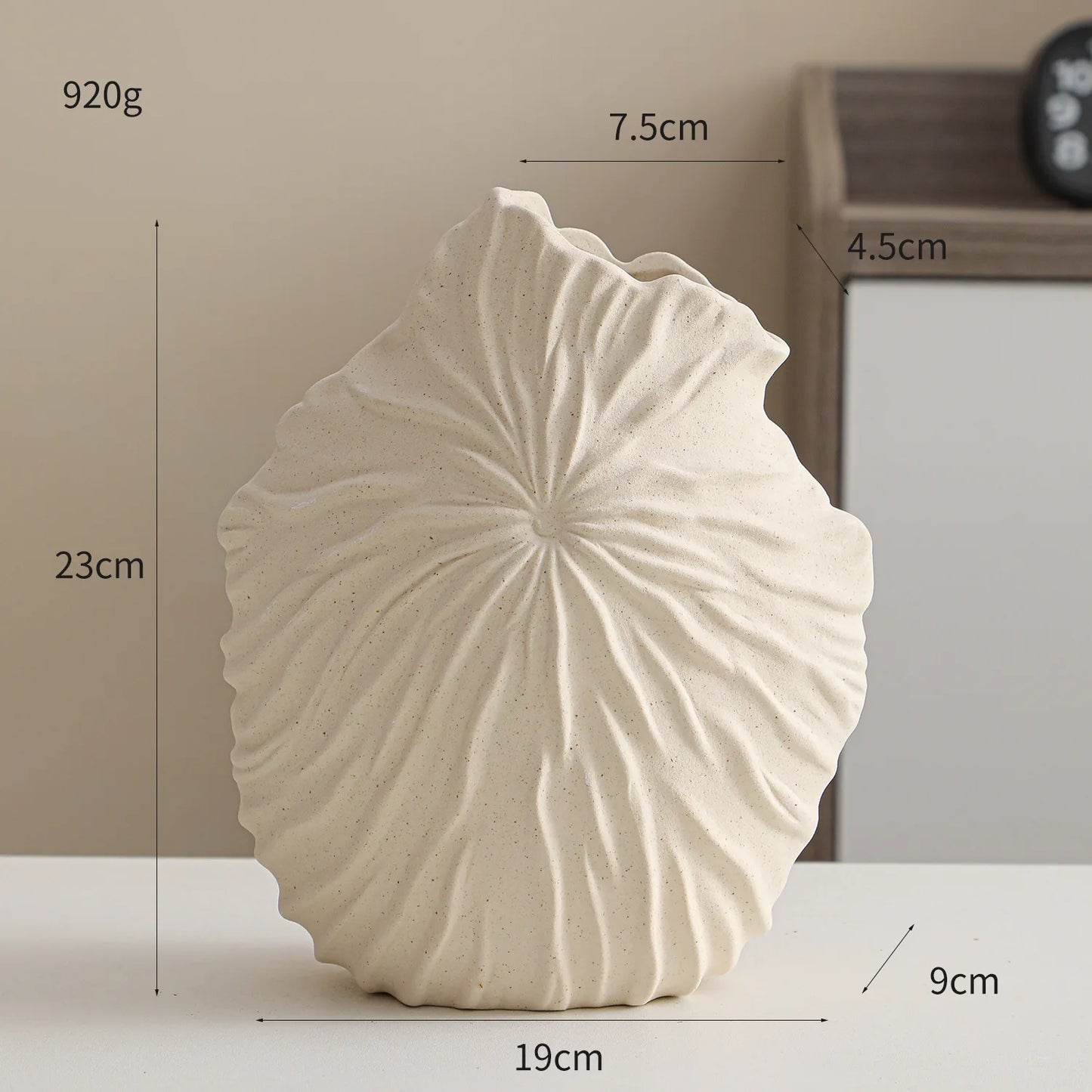 Nutshell Ceramic Conch Design Vase - Elegant Nordic Home Decor