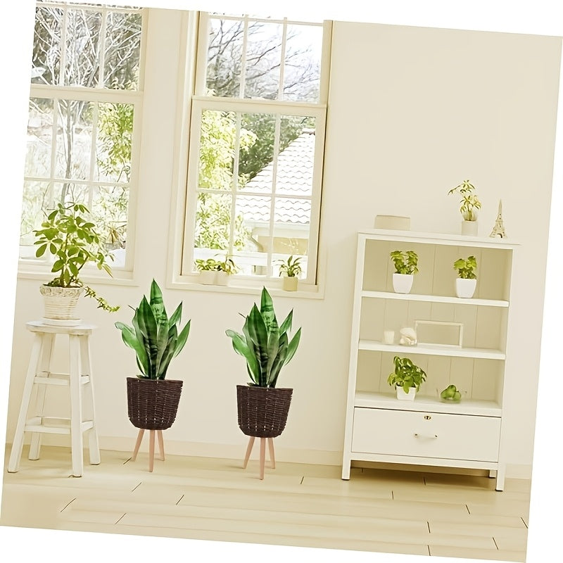 Nutshell lined plater basket ideal for indoor plants with a stylish design and sturdy stand
