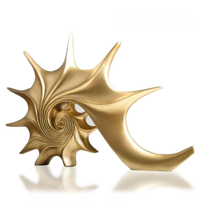 Nutshell resin conch Nordic statue decor in gold with spiral design ornament
