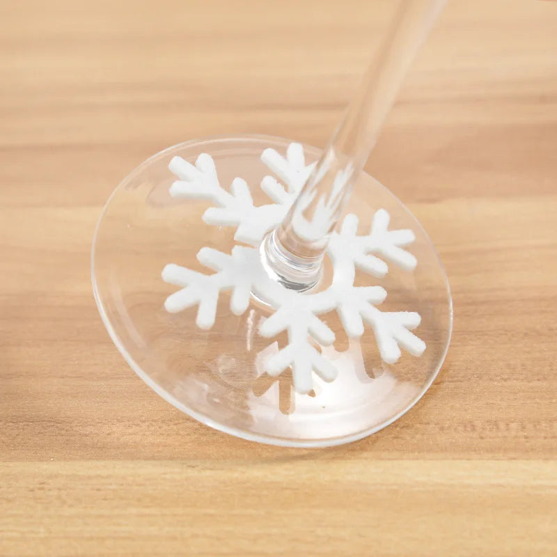 Christmas wine glass charms set with elegant snowflake design for festive gatherings