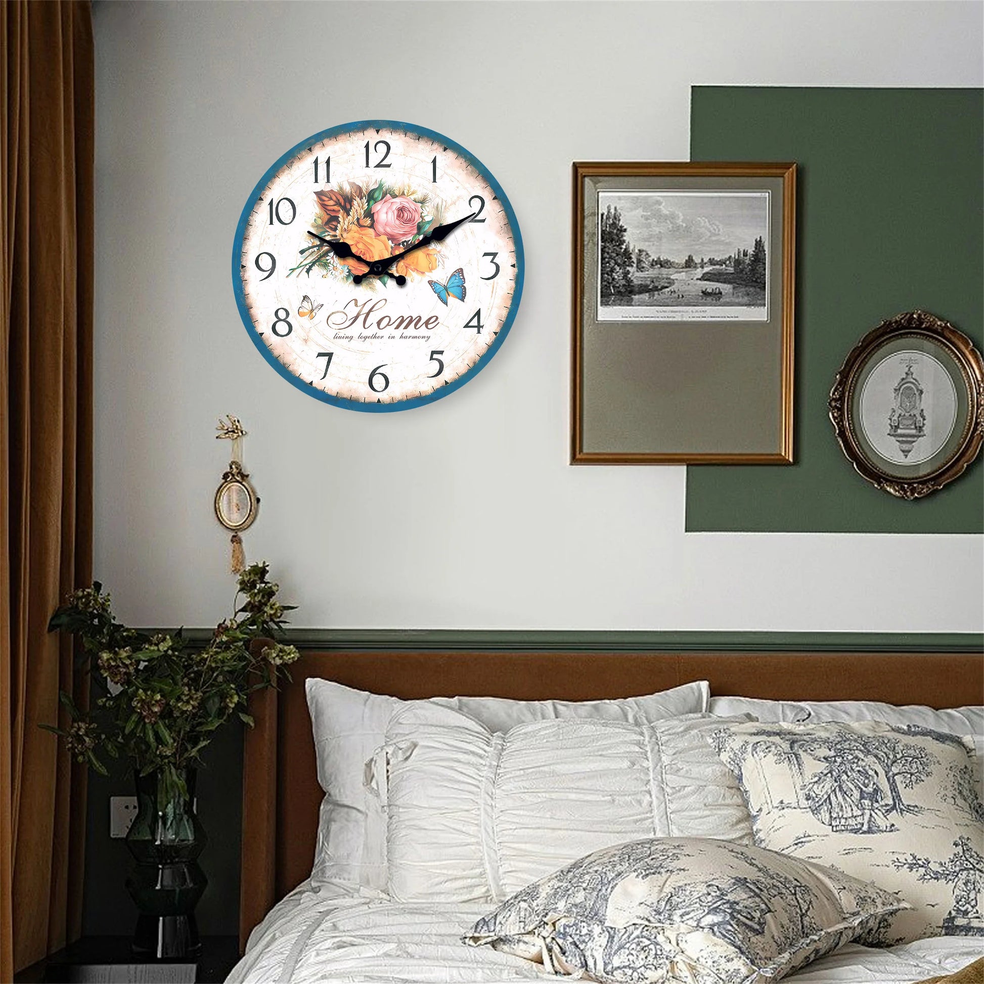 European style flower wall clock with decorative floral design and easy-to-read numerals