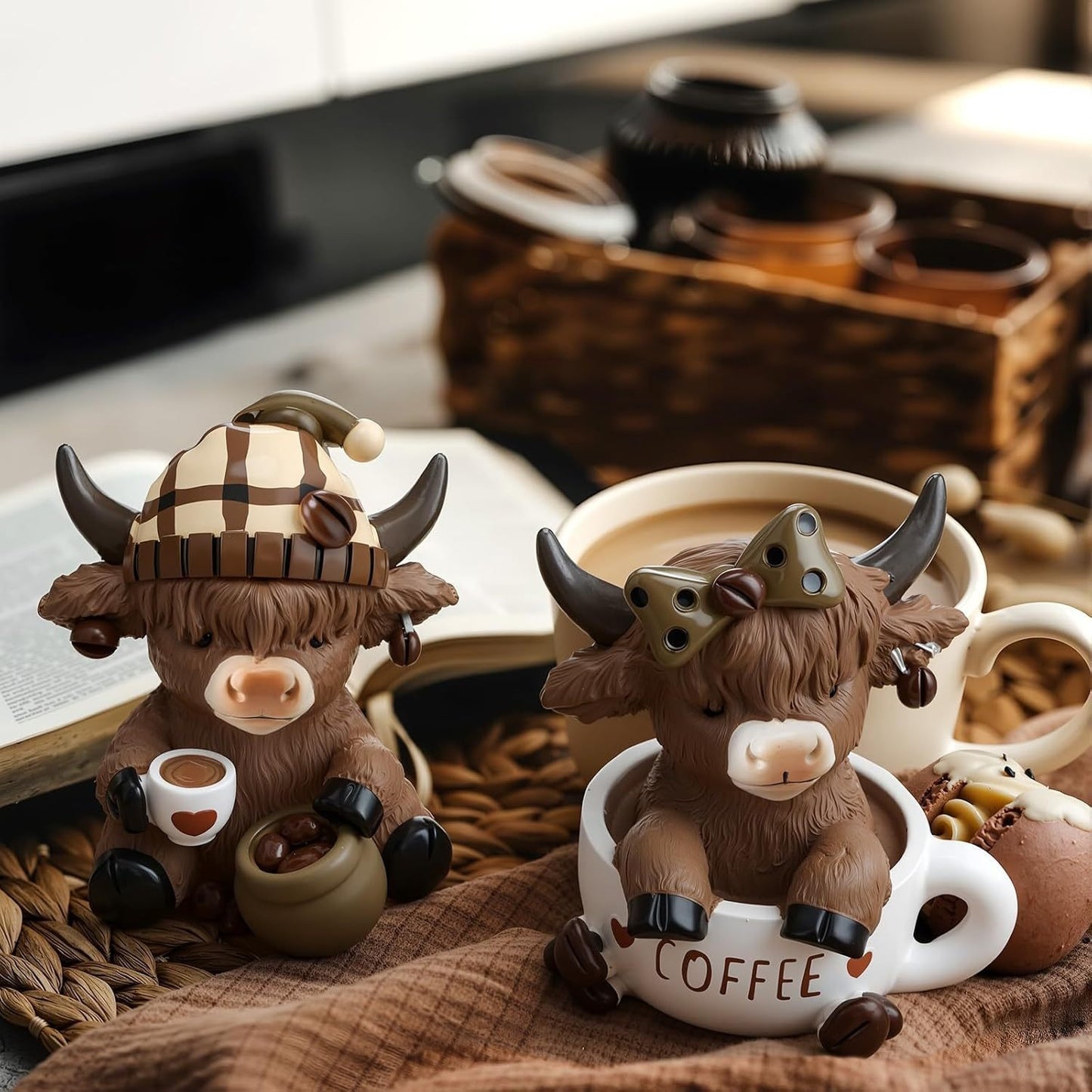 Nutshell highland cow coffee decor figurines with charming hats and coffee cups for cozy home decoration