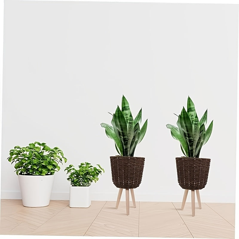 Nutshell lined plater basket with stylish design for holding indoor plants
