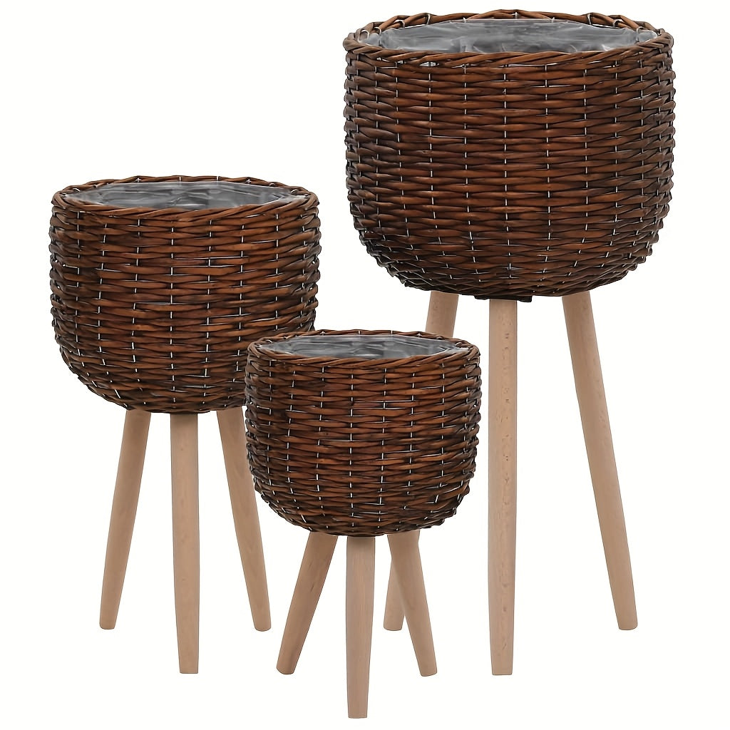Nutshell Lined Plater Basket Set in Brown with Wooden Legs for Stylish Home Décor