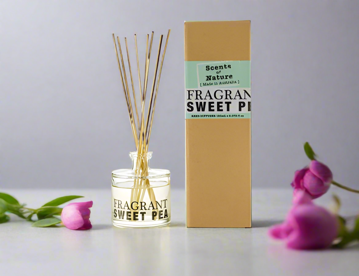 Scents of Nature Reed Diffuser 150mL with sweet pea fragrance and wooden reeds by Nutshell