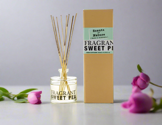 Scents of Nature Reed Diffuser 150mL with sweet pea fragrance and wooden reeds by Nutshell