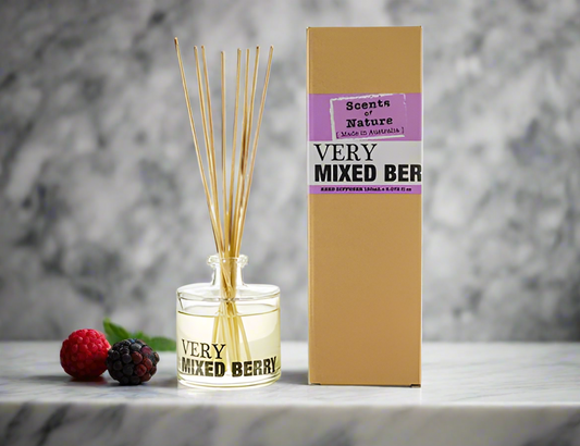 Nutshell Scents of Nature Reed Diffuser 150mL with very mixed berry scent and natural reed sticks